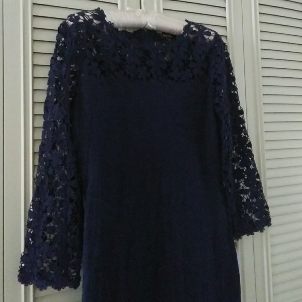 British brand knit dress with lace detail - Picture 5 of 7